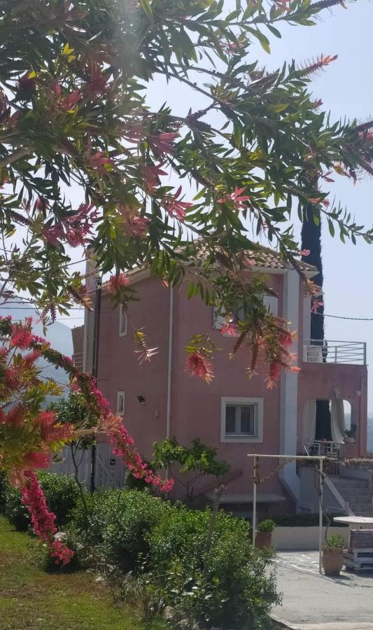 My Serenity Vlachata المظهر الخارجي الصورة